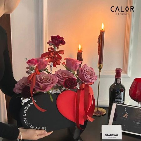 صندوق شنته جلد قلب أحمر & أسود